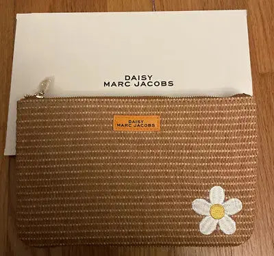 Marc Jacobs Daisy Cosmetic Pouch Straw Design Marc Jacobs