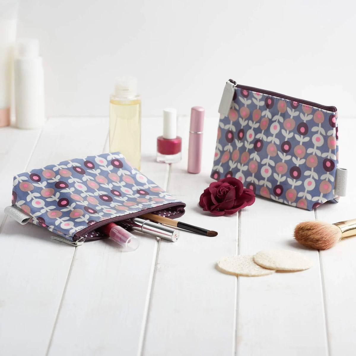 make-up bags UK in lorton print