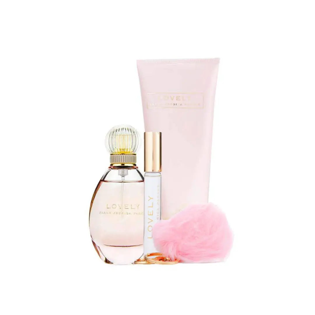 Sarah Jessica Parker Lovely Gift Set 100ml EDP + 10ml Rollerball + 200ml Shower Gel + Key Chain - The Beauty Store