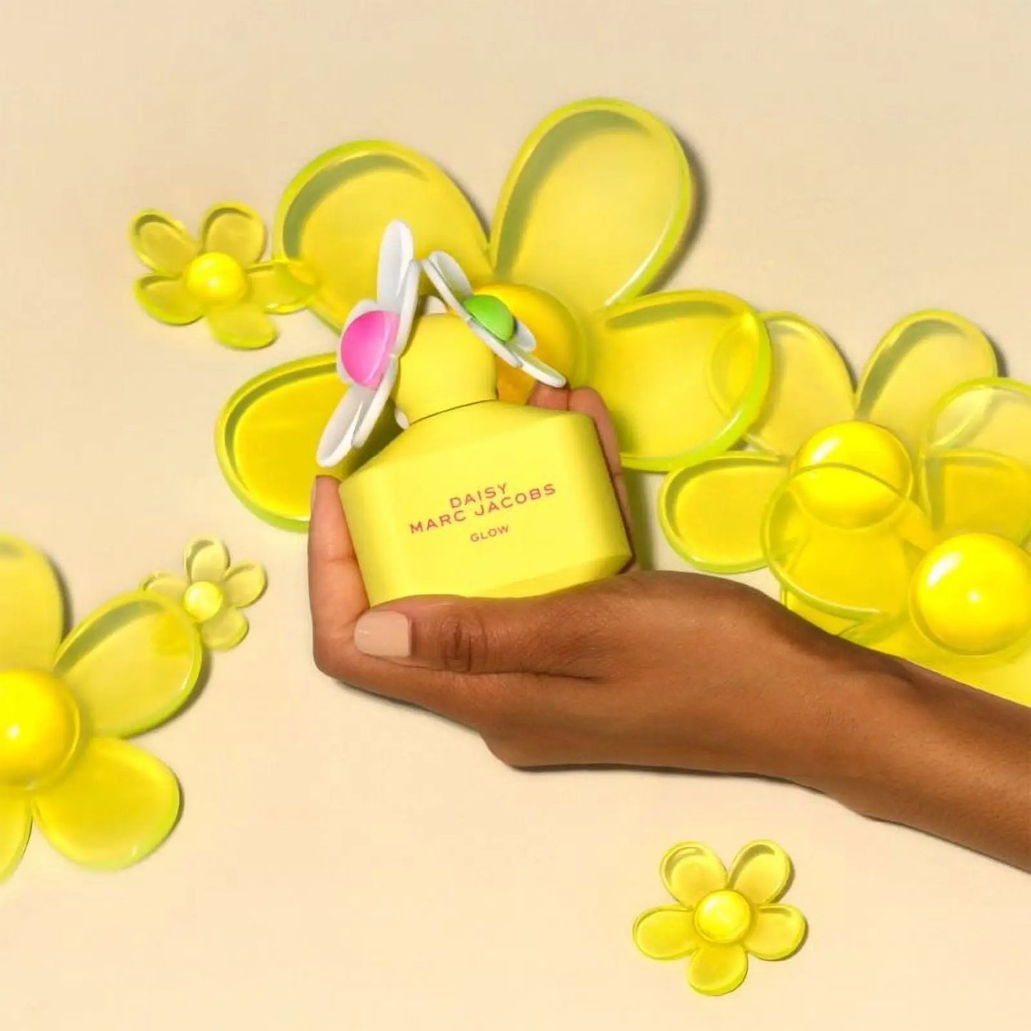 Marc Jacobs Daisy Love Glow Eau de Toilette Spray 50ml Marc Jacobs