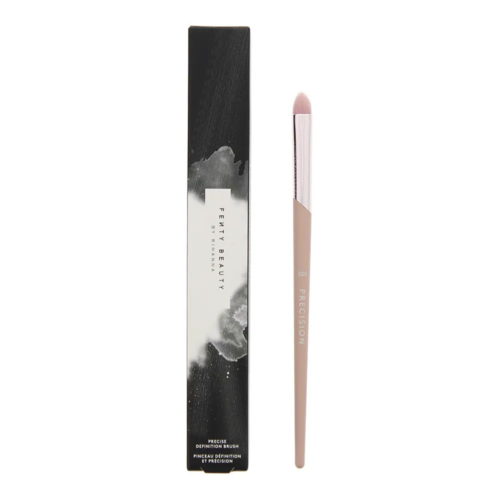 Fenty Beauty Precise Definition Eyeshadow Brush 220 Flawless Eye