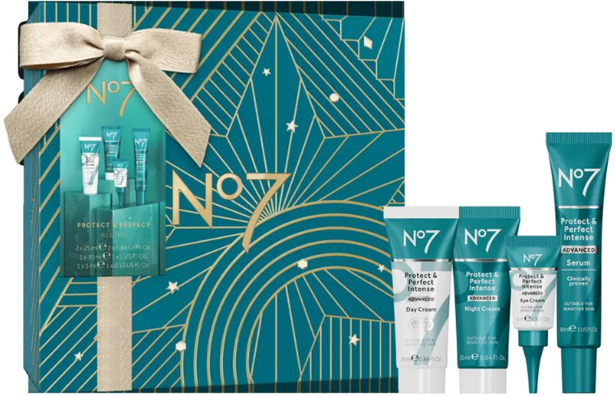 No7 Protect & Perfect Regime Collection Set 2 x 25ml + 1 x 30ml + 1 x 5ml No7