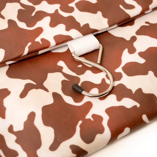 Threefold Hanging Wash Bag – Cow Print Victoria Green