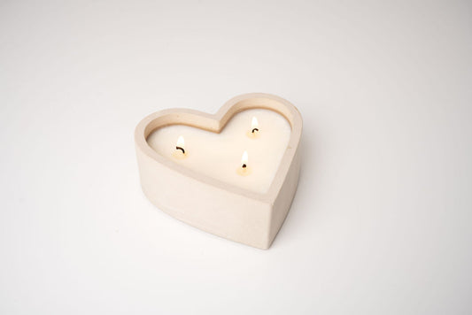 Heart-Shaped Soy Candle - Vanilla Imperfect Victoria Green