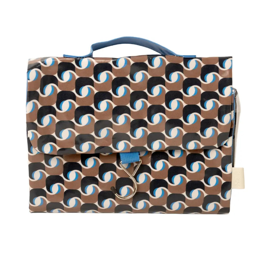 Threefold Hanging Wash Bag - Geometra Azure Victoria Green