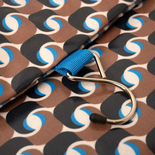 Threefold Hanging Wash Bag - Geometra Azure Victoria Green